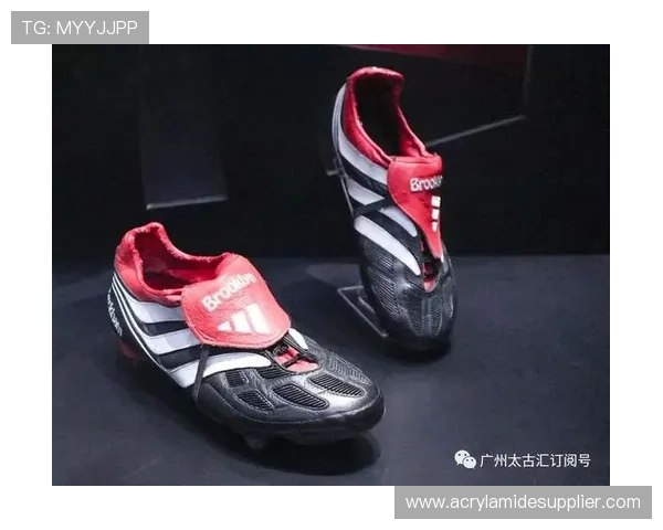 足球明星的球场风采与鞋履选择全解析 足球明星的球场风采与鞋履选择全解析