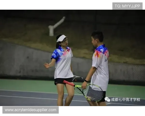 成都网球队在世锦赛中的默契配合与精彩表现分析